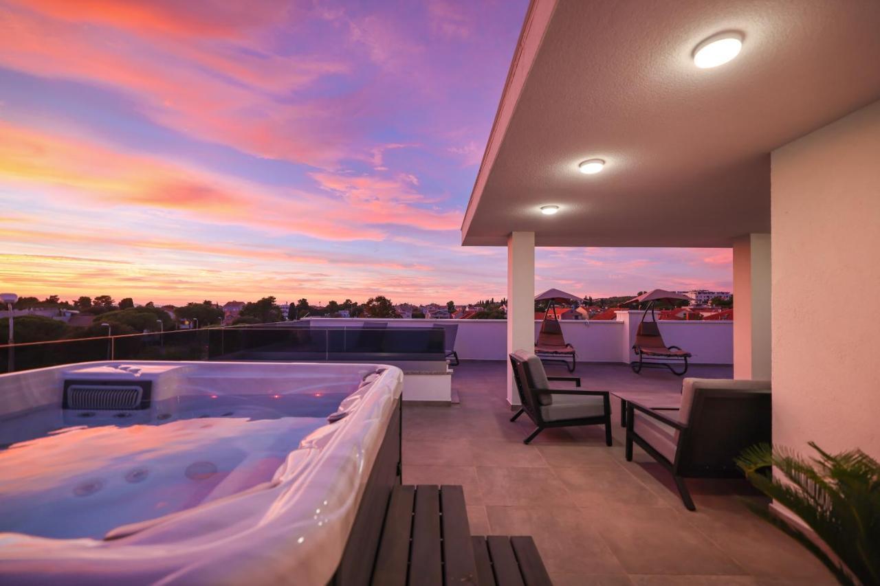 Leonardo Luxury Residence 2 Penthouse With Jacuzzi Zára Kültér fotó