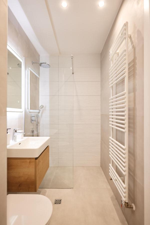 Leonardo Luxury Residence 2 Penthouse With Jacuzzi Zára Kültér fotó