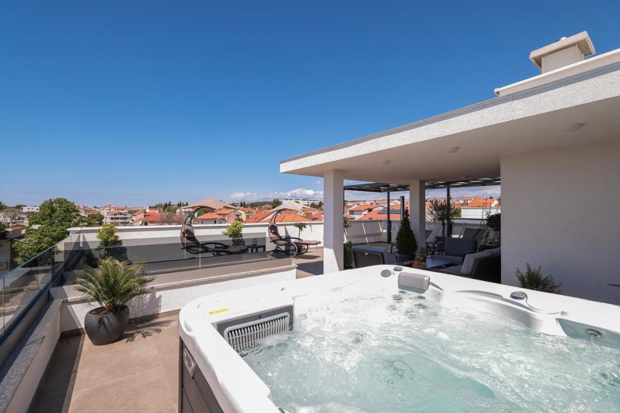 Leonardo Luxury Residence 2 Penthouse With Jacuzzi Zára Kültér fotó